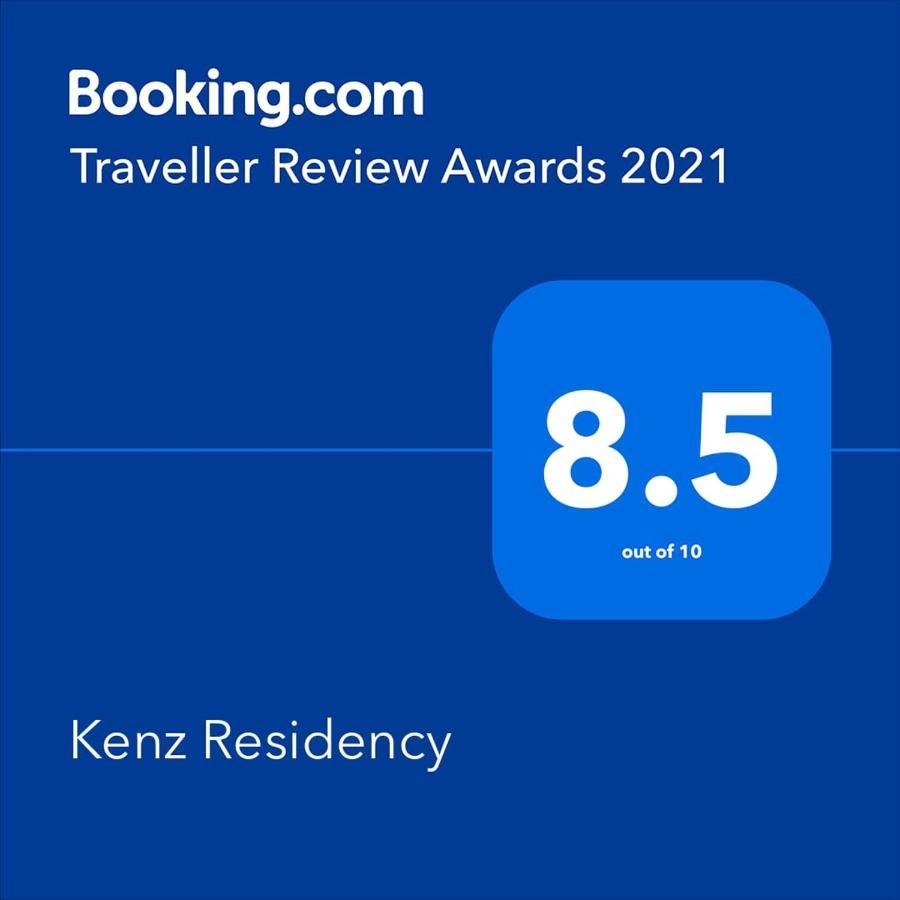 Kenz Residency Hotel Kochi Exterior foto
